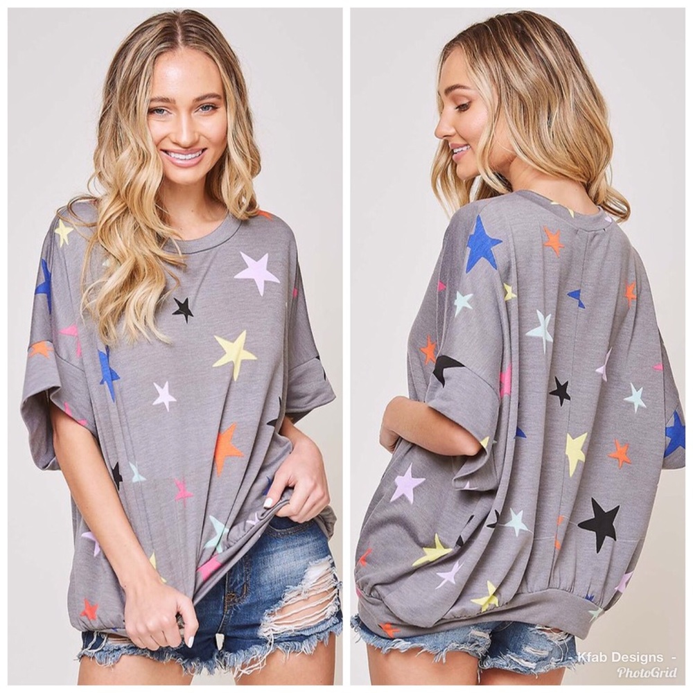 🛍LAST 1! Relaxed Fit Banded Star ⭐️ Top! - Picture 2 of 5